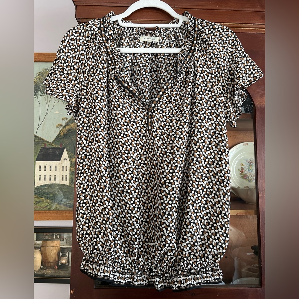 Ladies Max Studio brown short sleeve blouse XS